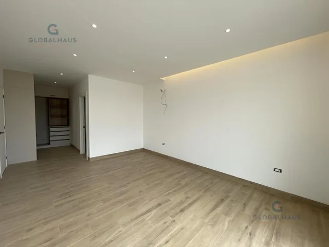 Venta de Casa en Urb. Ciudad Celeste con Jacuzzi y Area Bbq. Myz, Guayas — imagen 4