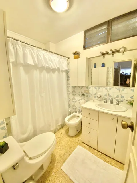 Urbanización Los Ceibos, Departamento en Planta Baja, Guayas — imagen 4