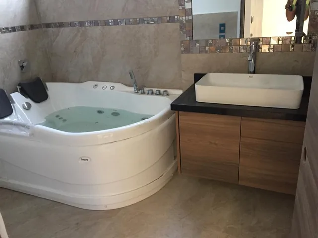 Hermoso Departamento Duplex Totalmente Remodelado en La Republica de Salvador — imagen 5