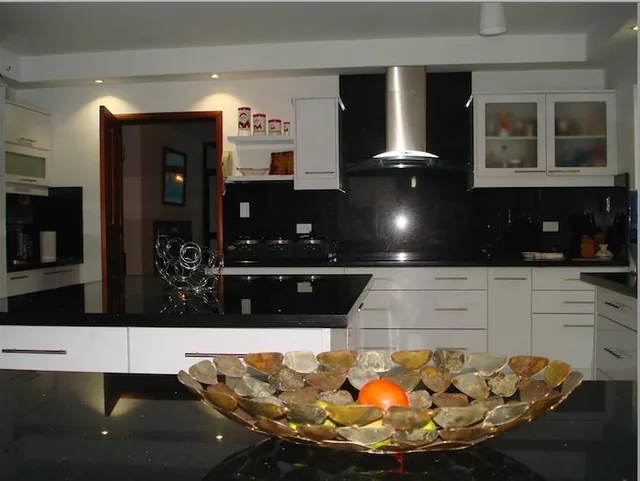 Quito. Casa de Venta en Urb. Campor Alegre - Ideal Para Proyecto — imagen 4