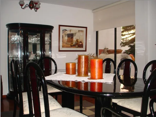 Quito. Casa de Venta en Urb. Campor Alegre - Ideal Para Proyecto — imagen 2