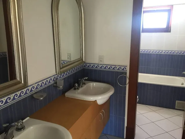 Tumbaco Casa de Venta Sector Urb La Viña — imagen 2
