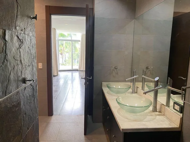 Vendo Hermoso Departamento en Samborondon, Guayaquil Tenis Club, Planta Baja, Guayas — imagen 3