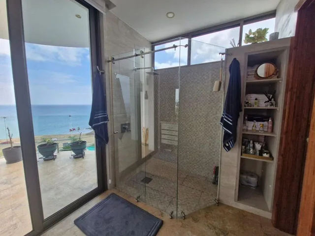 Casa en Urbanización de Venta en Manta Sector Sur, Manabí — imagen 2