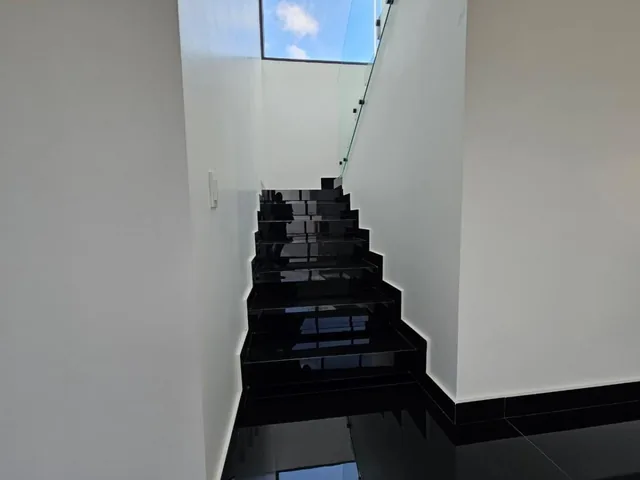 Expectacular Casa, Ubicada en La Zona Sur de La Ciudad de Manta, Manabí — imagen 4