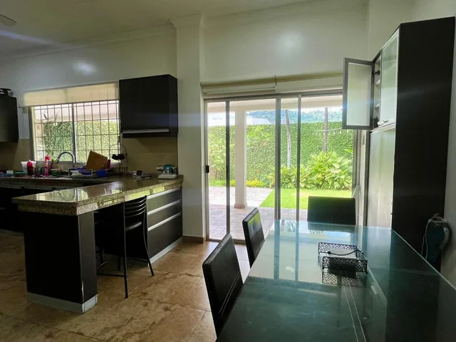 Casa de Venta Ceibos Olivos 1 - 4 Dorm. + Estudio, Guayas — imagen 2