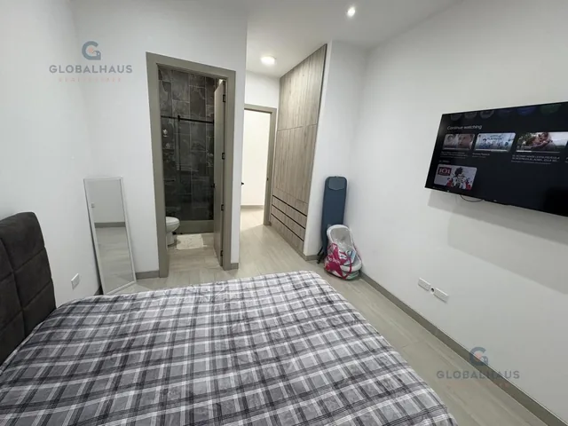 Venta de Casa en Urb. El Condado de Vicolinci, 3 Habitaciones, Piscina. G. P. Guayas — imagen 5