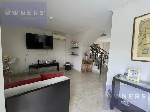 Venta Casa Urbanizacion Casa Laguna Cerca del Centro Comercial El Dorado (Cmc), Guayas — imagen 5