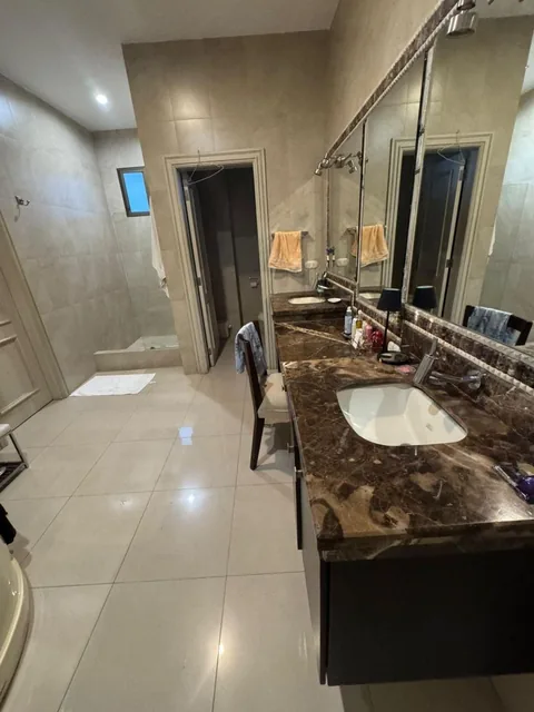 Espectacular Casa de Lujo con Diseño Único y Espacios Amplios – $750.000, Guayas — imagen 5