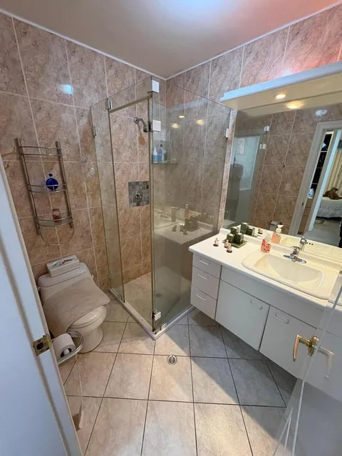 Vendo Departamento de 2 Habitaciones, Sector Quito Tenis — imagen 2