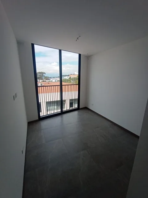 Cumbaya Departamento de Venta San Juan Departamento de 2 Habitaciones, Terraza — imagen 3