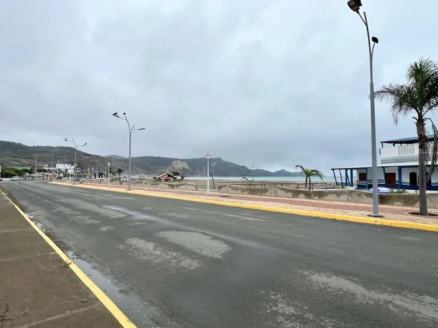 Terreno Primera Línea de Mar Puerto Cayo, Manabí — imagen 4