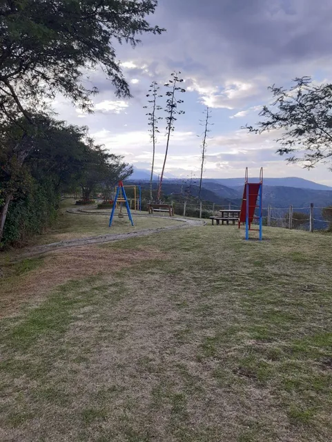 Vendo Terreno 1455 m² Urb Las Peñas — imagen 4