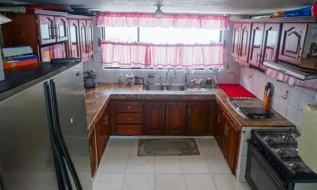 Venta Casa Sector La Kennedy — imagen 2