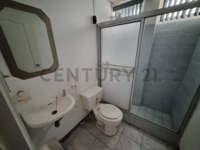 Casa en Venta de 1 Planta Salinas, 3 Cuartos, 1.5 Baños, Romodelada. Luisn. Provincia de Santa Elena — imagen 3