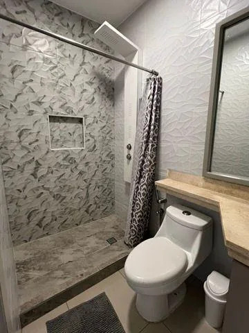 Se Vende Departamento Remodelado Ceibos - V. Landín, Guayas — imagen 2