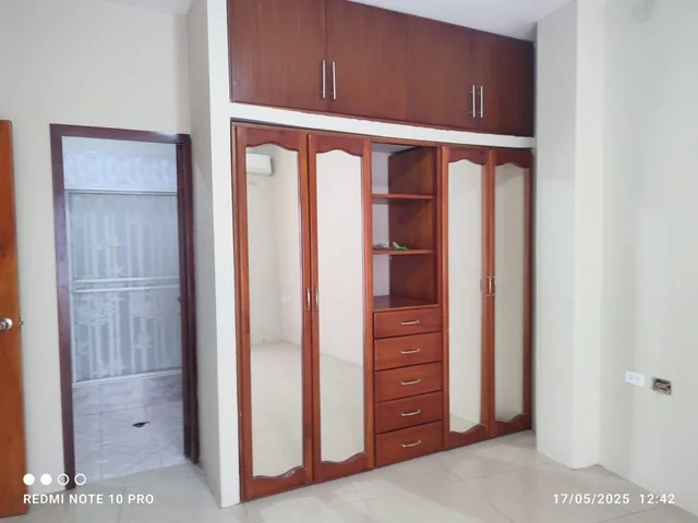 Casa Rentera de Venta en Manta Zona Norte R/h, Manabí — imagen 3