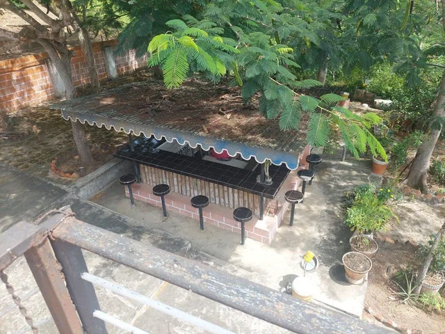 Casa con Terreno de Venta Montecristi Zona Norte R/b, Manabí — imagen 2