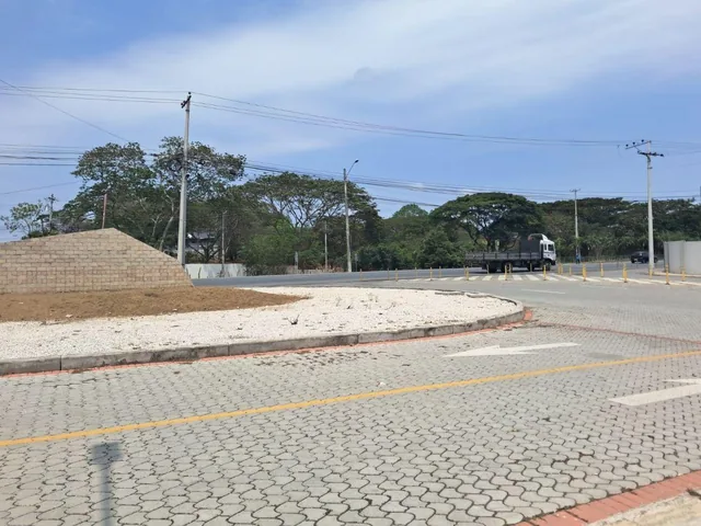 Via a La Costa Km 24 Sentido Chongon/guayaquil, Guayas — imagen 5