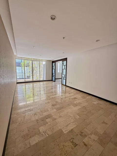 Hermoso y Confortable Departamento en Venta – Cumbayá, Sector Site Center — imagen 5