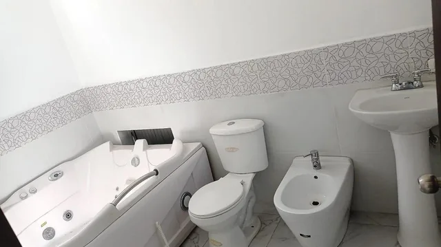 Venta Casa por Estrenar en Conjunto Privado Sector San Patricio Calderón — imagen 3