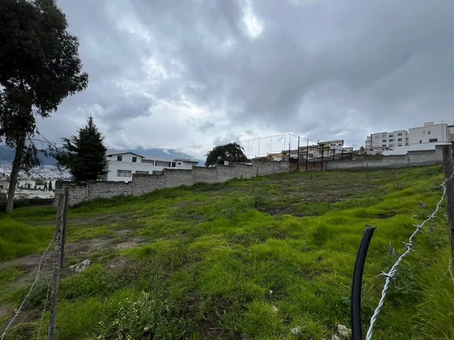 Terreno de Venta en Urbanización Ron Muñoz, Av Eloy Alfaro — imagen 4
