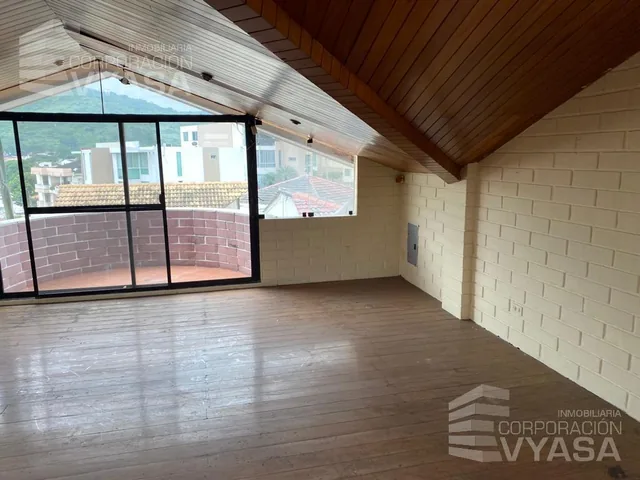 Guayaquil - Los Ceibos, Casa en Venta 954 m², Guayas — imagen 5