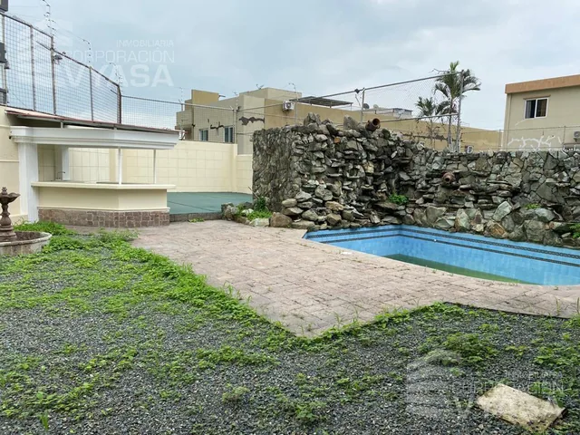 Guayaquil - Los Ceibos, Casa en Venta 954 m², Guayas — imagen 3