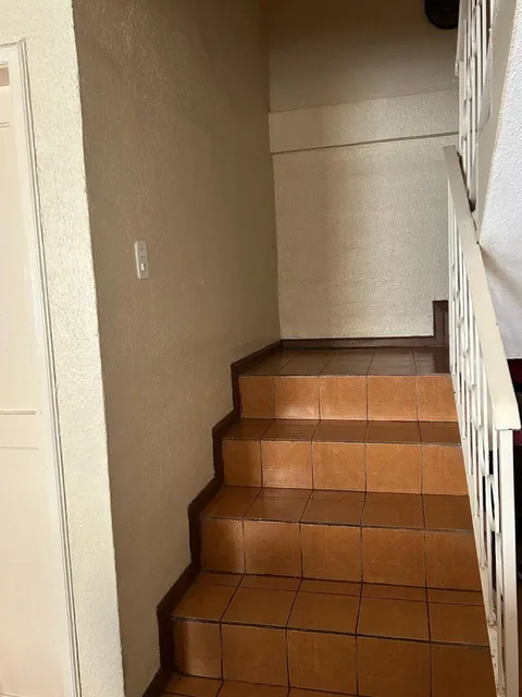 Amplia Casa en Conjunto Residencial Sector San José de Morán Calderón — imagen 2