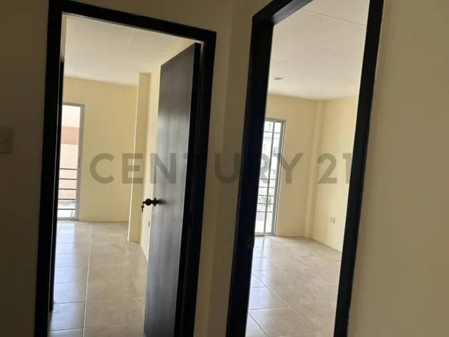 Venta Casa en Urb. La Gran Vittoria, Via Salitre, Aurora. Ma, Guayas — imagen 4