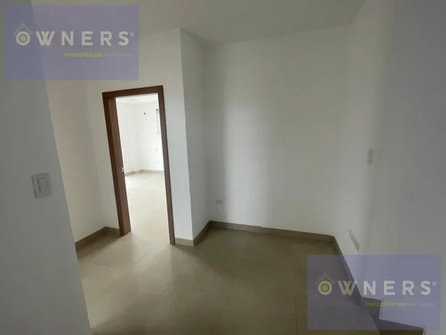 Venta Casa por Estrenar en Urb El Condado Vicolinci (Lm), Guayas — imagen 2