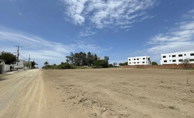 Se Vende Terreno Esquinero en Km 4.5 Vía a Data (Playas) Junto a Playa Paraíso y Urb. Altamar, Guayas — imagen 5