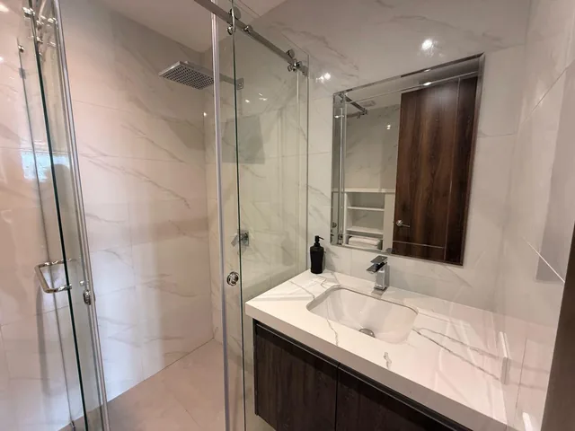 Departamento en Edificio Riva de Mare Manta Narias, Manabí — imagen 2