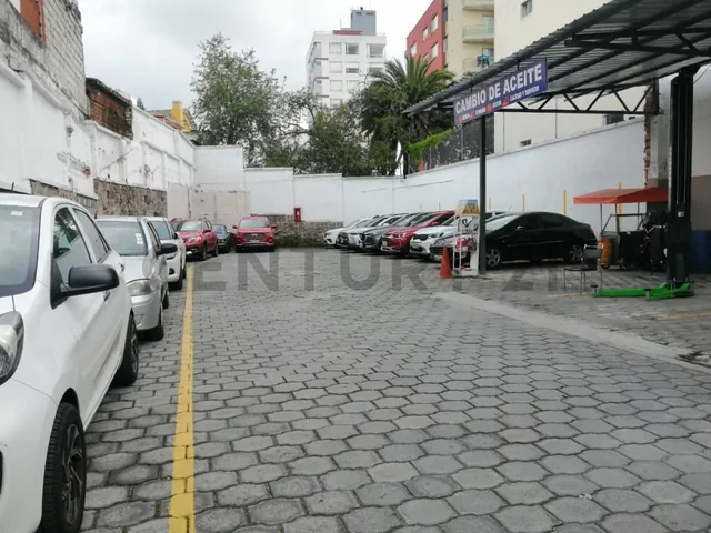 En Venta Terreno Para Edifico de 8 Pisos Av Cordero y Seis de Diciembre — imagen 5