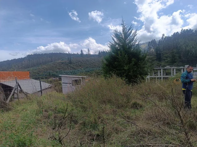 Vendo Terreno de 1000 m en La Isla Yaruqui — imagen 3