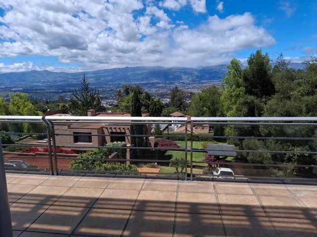 Departamento San Juan de Cumbaya, 3 Habitaciones, Terraza Hermosa Vista — imagen 4