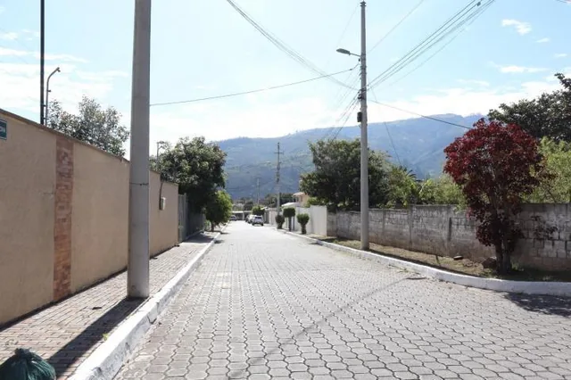 Terreno de Venta en Cumbaya — imagen 3