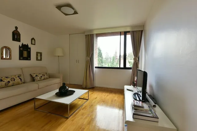 Vendo Departamento con Terraza - Sector Iglesia de La Paz — imagen 4