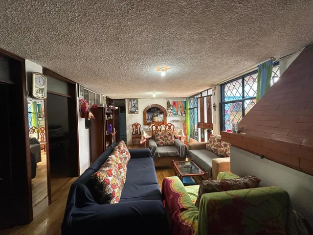 Casa Rentera de Venta en El Sur de Quito, Sector La Euatoriana — imagen 2