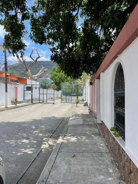 6742. Urb. Santa Cecilia - Ceibos, Vendo Terreno Multifamiliar 680 m², $245.000. Guayas — imagen 4