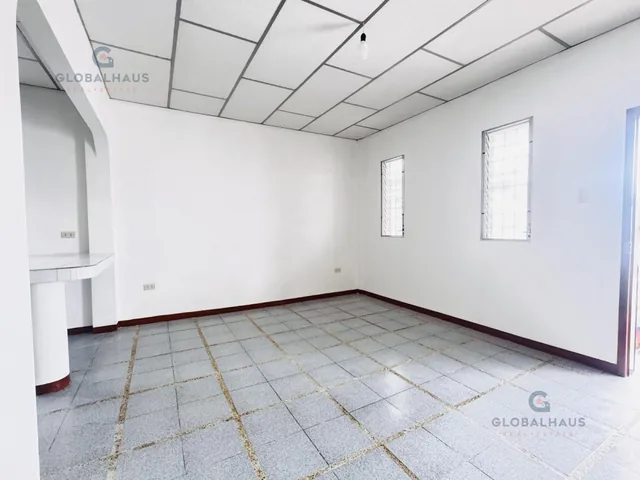 Venta de Casa en Salinas, Cdla. Italiana, 4 Habitaciones. E. D — imagen 4