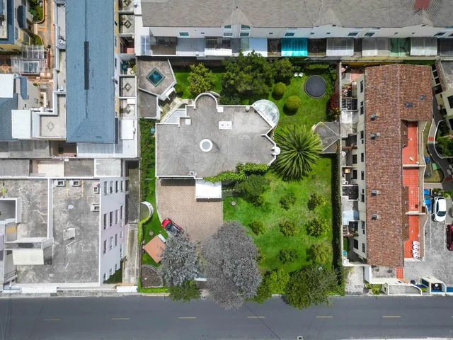 Terreno Ideal Constructor 1365 m² Sector Embajada Usa — imagen 3