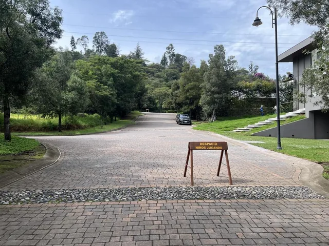 Terreno de Venta Ubicado Dentro de La Urbanización Más Exclusiva Dentro de La Viña — imagen 3