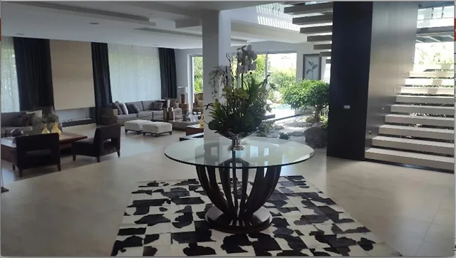 Venta Casa Nueva en Cumbaya Sector Colegio Menor!. Provincia de Pichincha — imagen 2