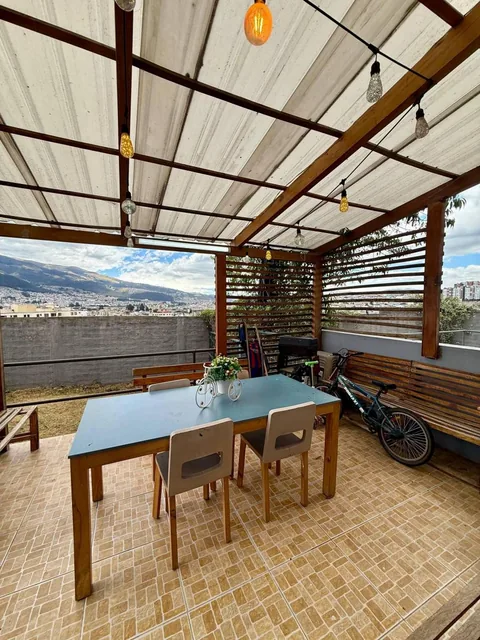 Departamento con Jardin 3 Habitaciones - en Venta - Monteserrin - 189 m² — imagen 5