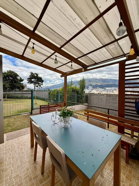 Departamento con Jardin 3 Habitaciones - en Venta - Monteserrin - 189 m² — imagen 4