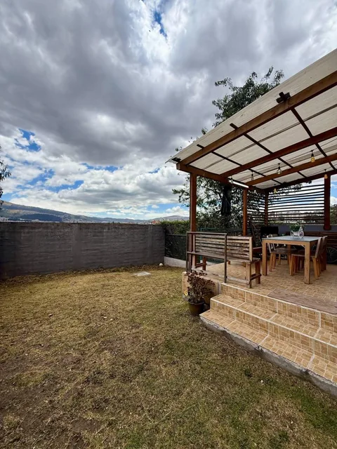 Departamento con Jardin 3 Habitaciones - en Venta - Monteserrin - 189 m² — imagen 2