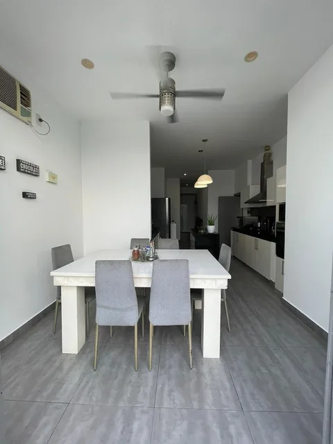 Samborondon Km 7 Hermosa Casa en Venta Laguna del Sol, Guayas — imagen 5