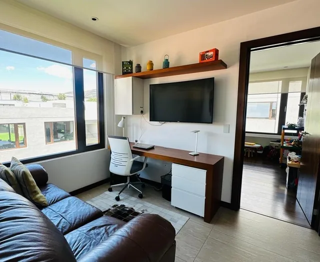 Departamento de Venta de Dos Dorm. con Balcón Sector Cumbaya/nacional — imagen 3