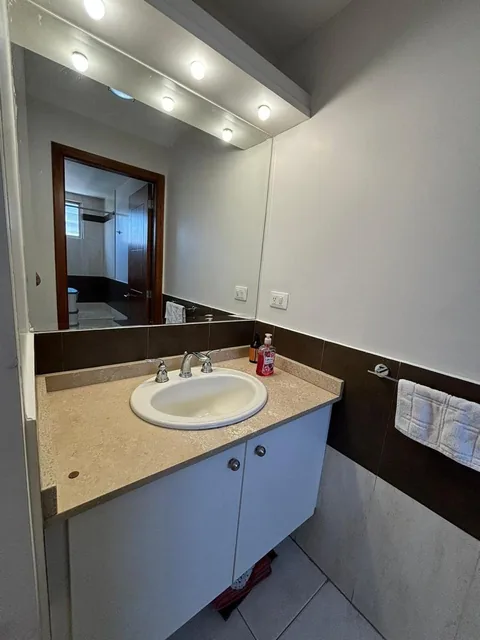 Departamento en Venta en La Calle Noruega a Dos Cuadras de La Av República de El Salvador — imagen 4